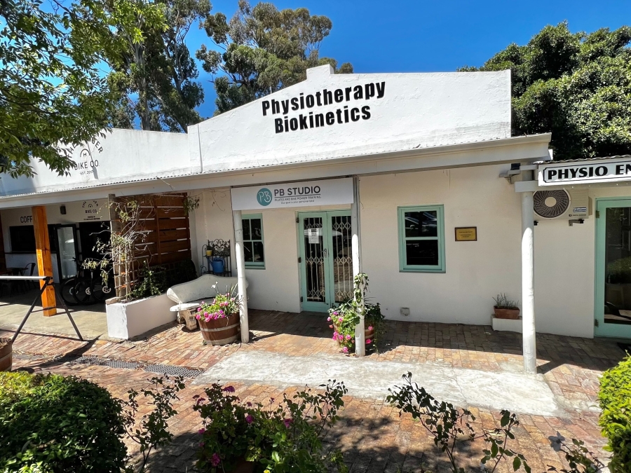 8 Bedroom Property for Sale in Raithby Western Cape